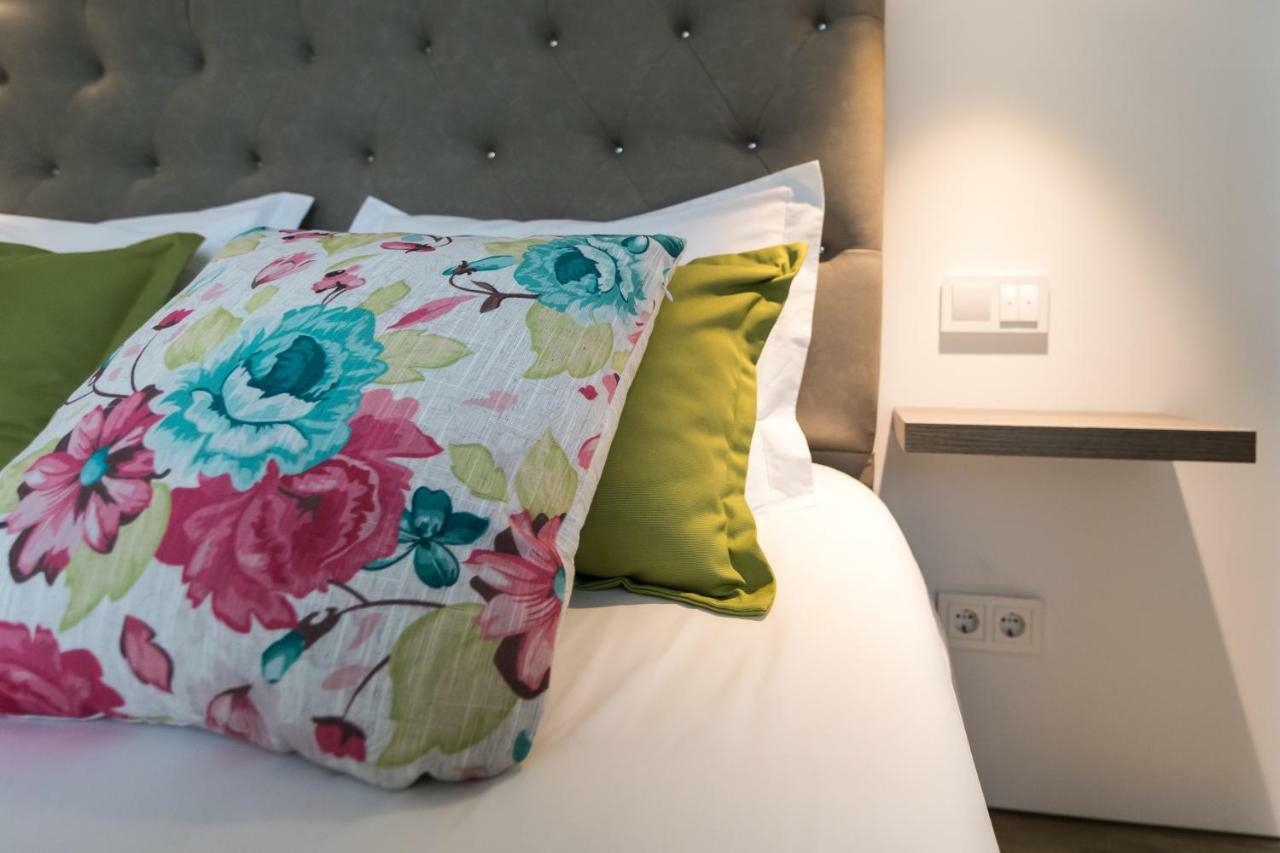 Azaleas Guest House Ribeira Cha Kültér fotó
